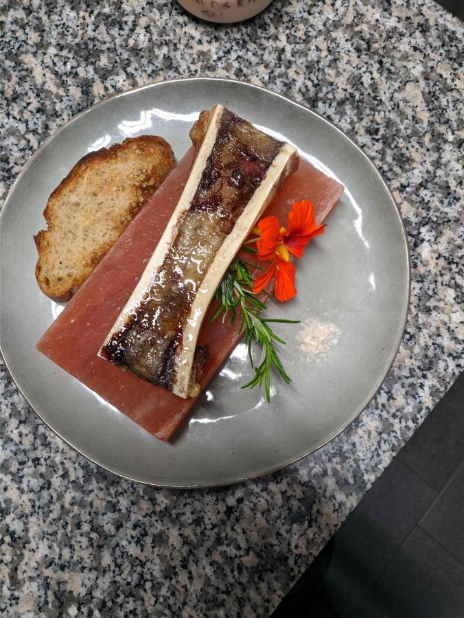 B&B Restaurant Le Pernollet Evionnaz Luaran gambar