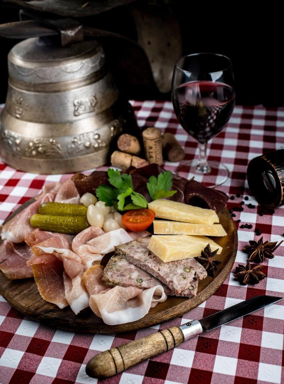 B&B Restaurant Le Pernollet Evionnaz Luaran gambar